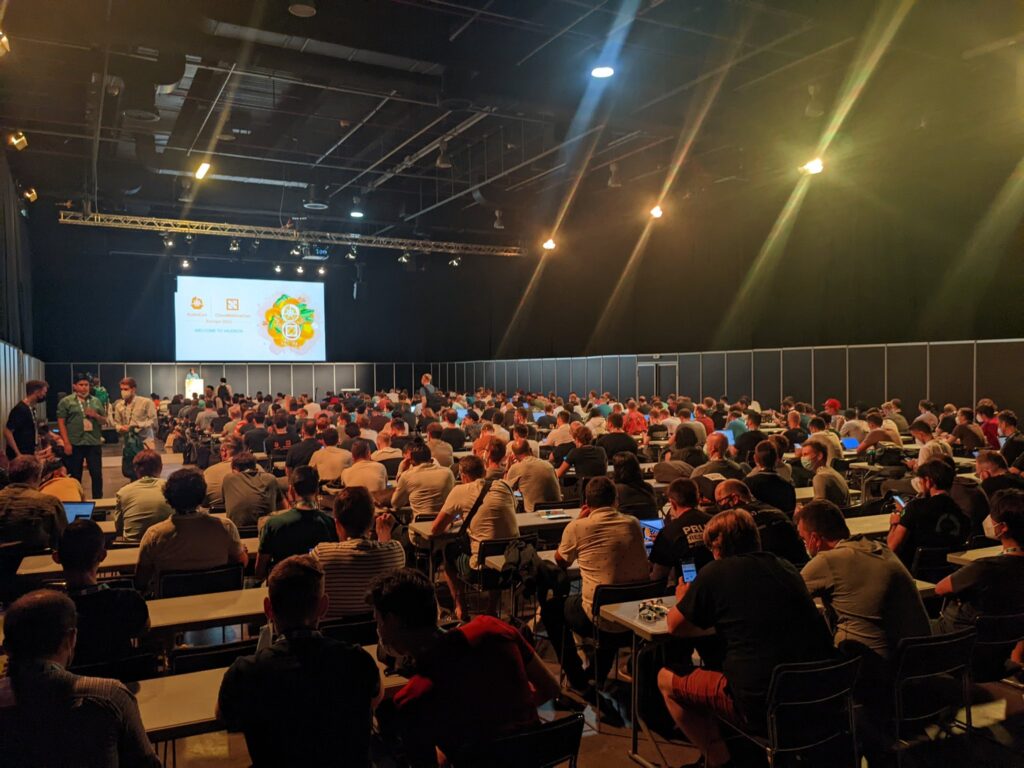 The audience at my KubeCon talk Building a Nodeless Kubernetes Platform.